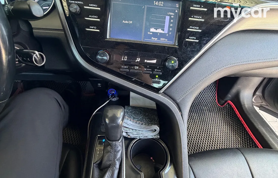 Toyota Camry 2018