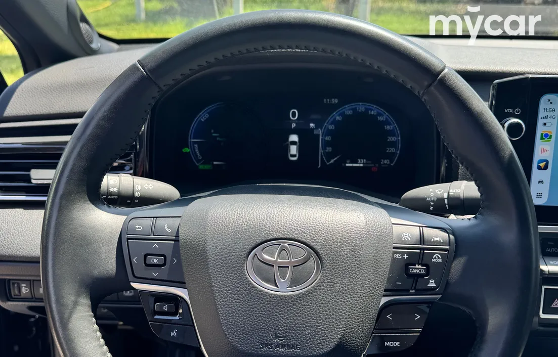 Toyota Camry 2024