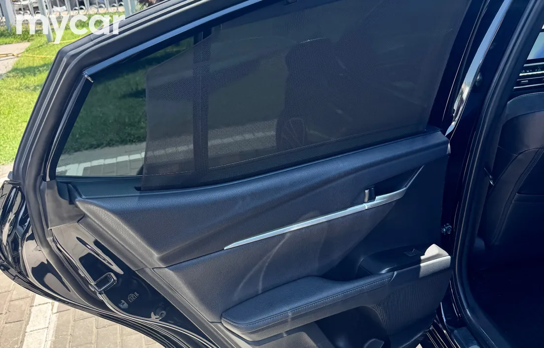 Toyota Camry 2024