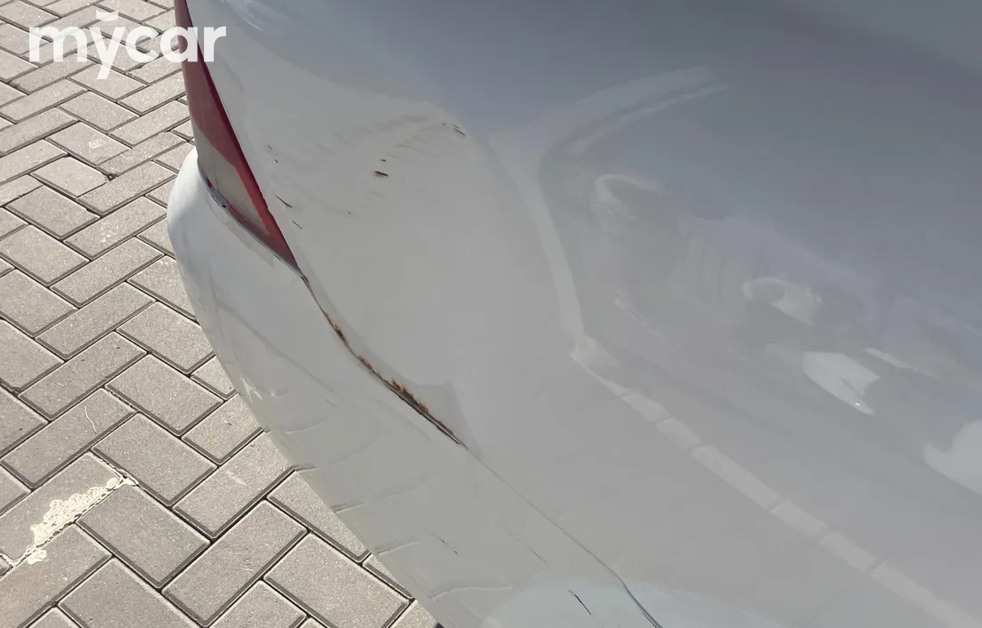 Nissan Sunny 2010