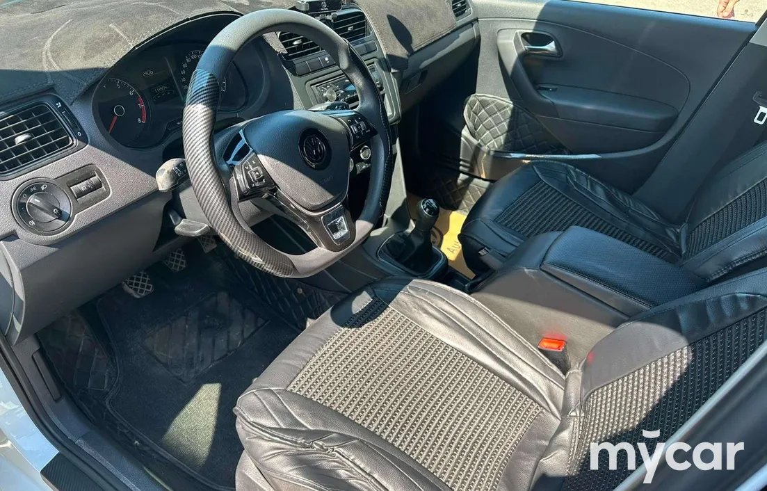 Volkswagen Polo 2016