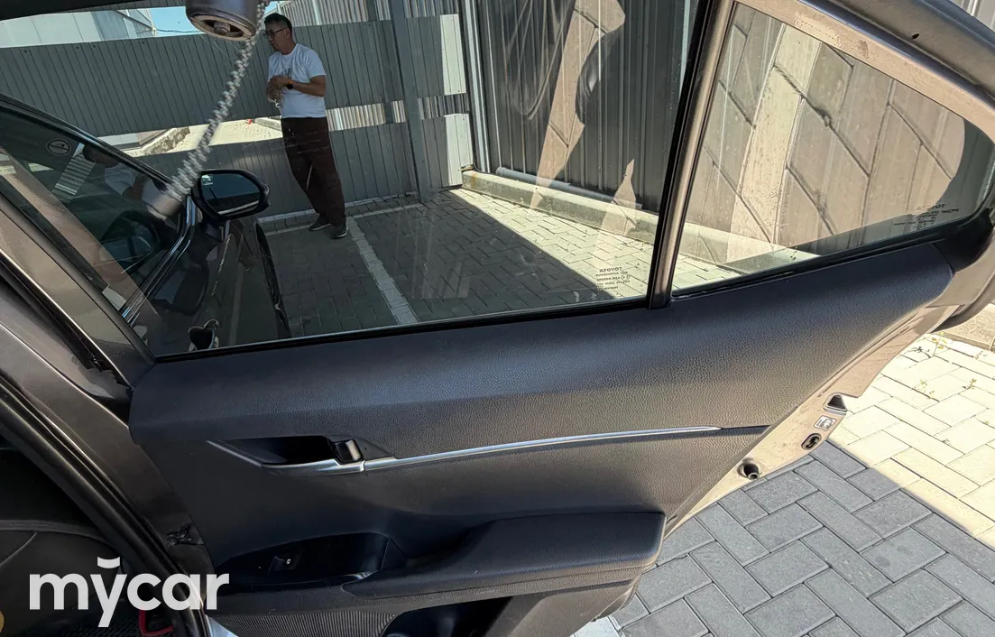 Toyota Camry 2018