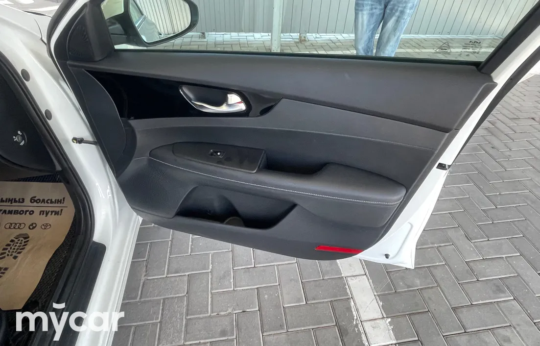 Kia Cerato 2024
