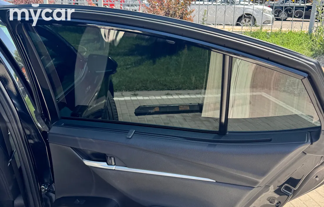 Toyota Camry 2024