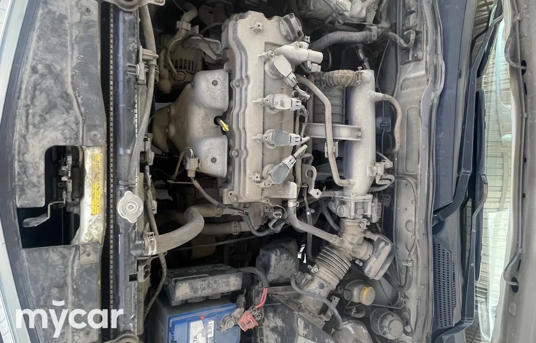 Nissan Sunny 2010