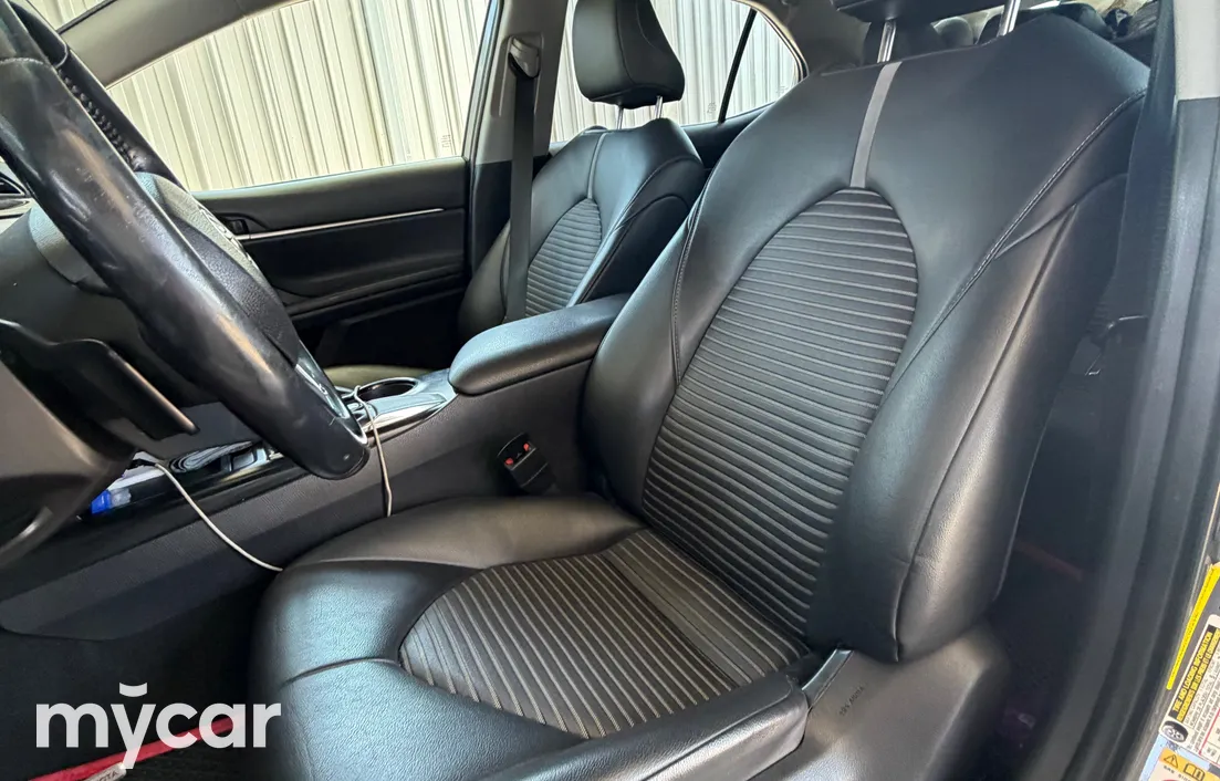 Toyota Camry 2018