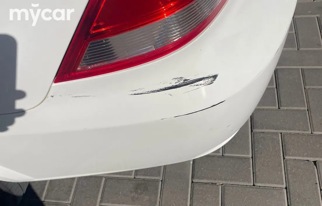 Nissan Sunny 2010
