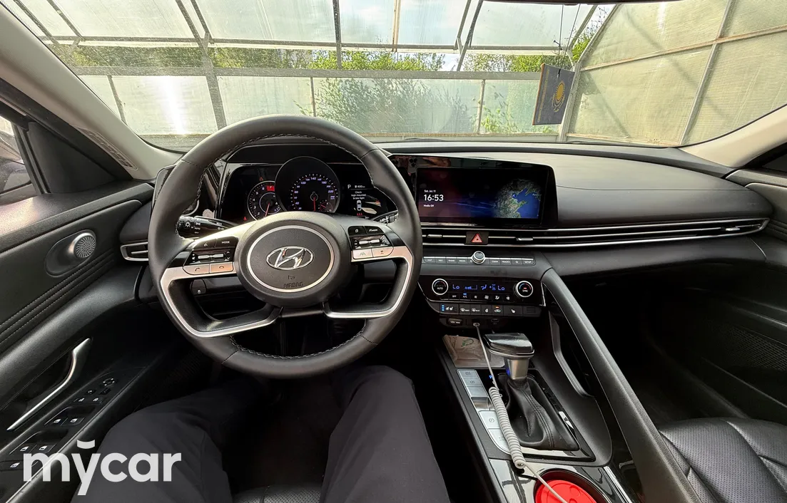 Hyundai Avante 2021