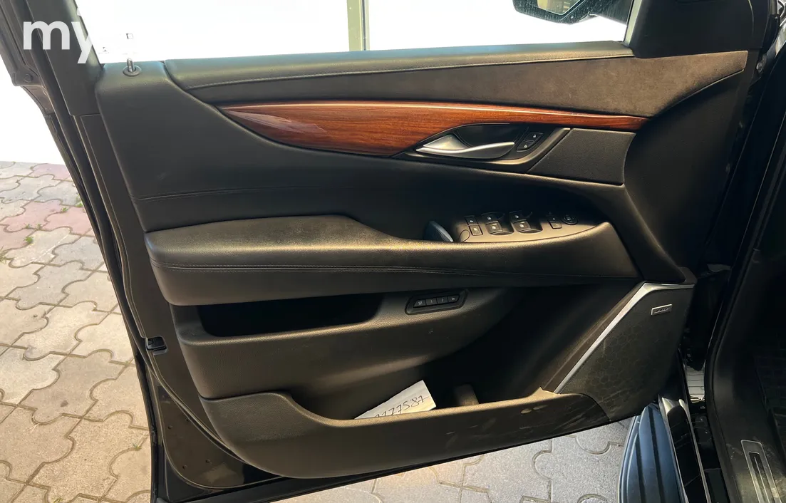 Cadillac Escalade 2016