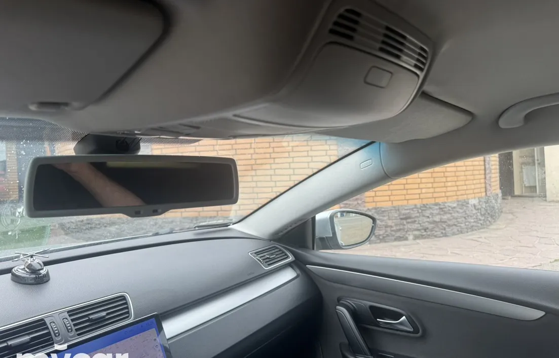 Volkswagen Passat 2011