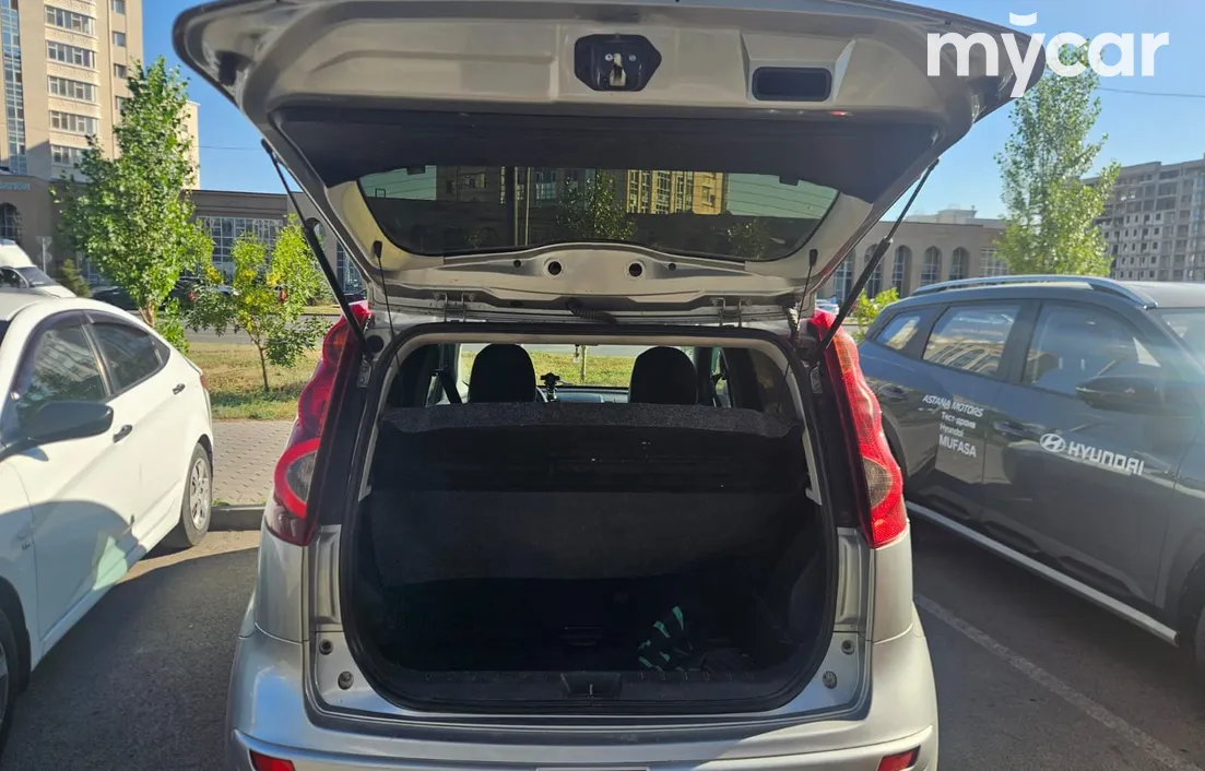 Nissan Note 2012
