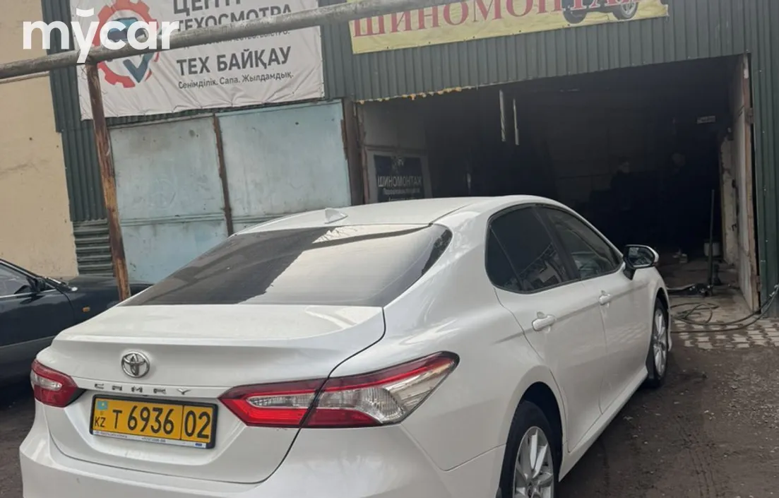 Toyota Camry 2022