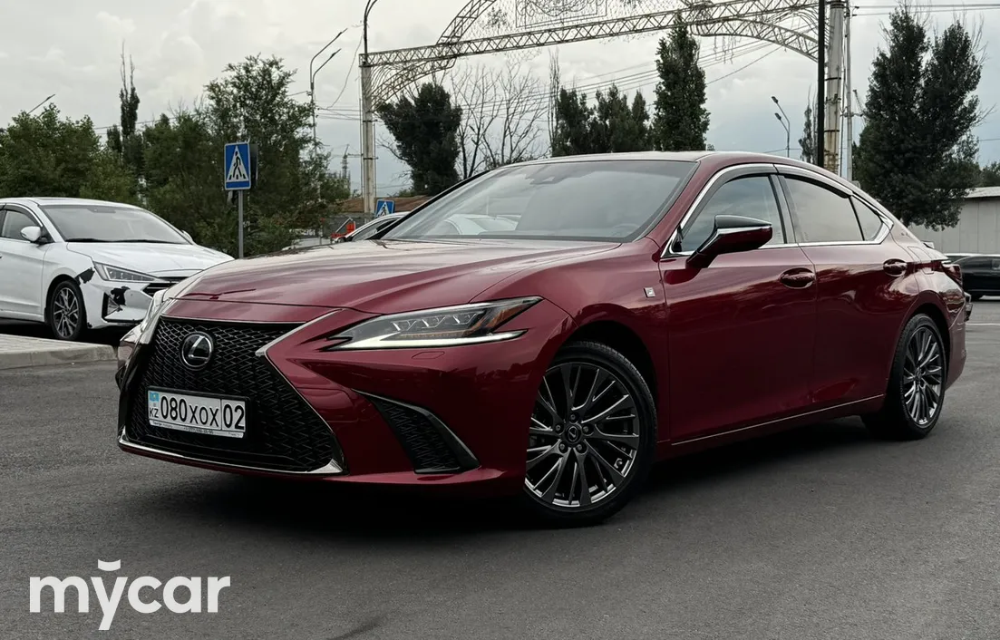 Lexus ES 2021