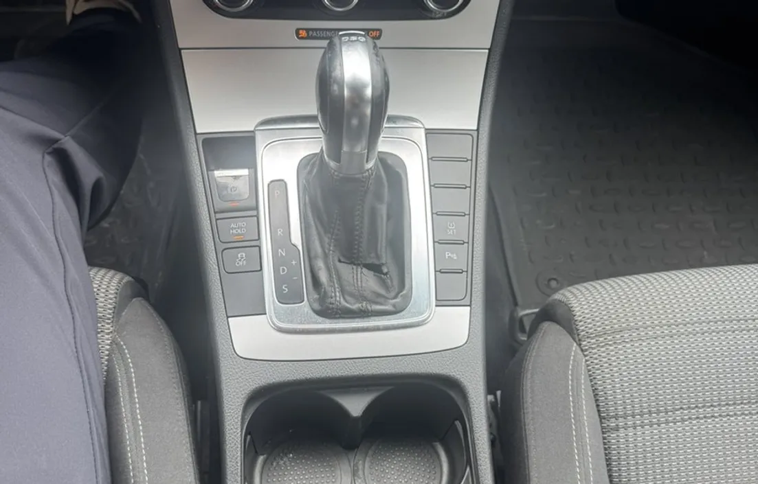 Volkswagen Passat 2011