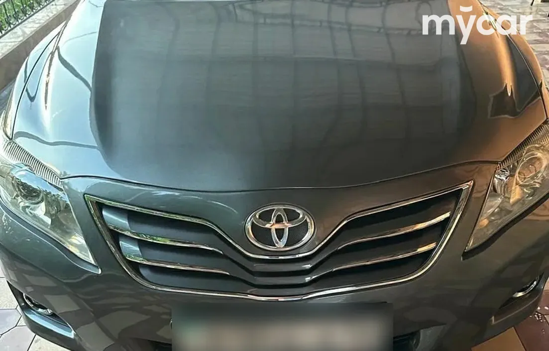 Toyota Camry 2010