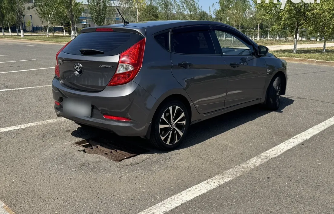 Hyundai Accent 2014