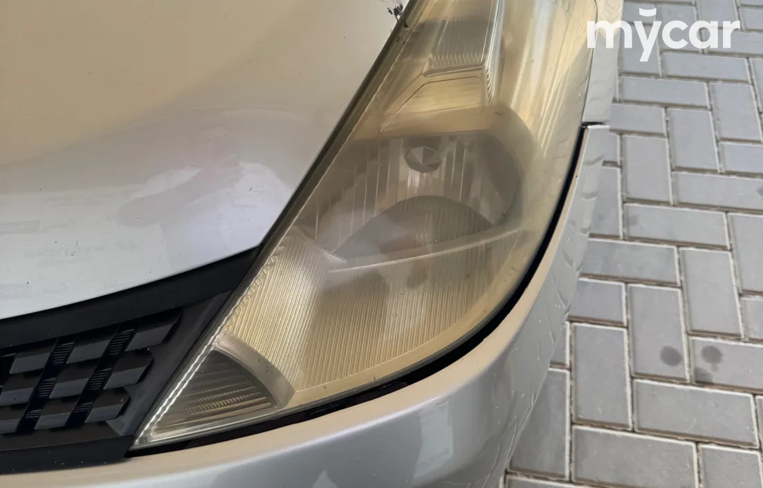 Nissan Tiida 2007