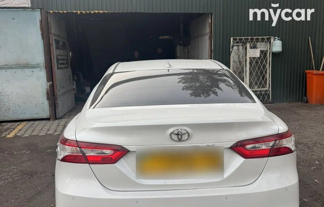 Toyota Camry 2022
