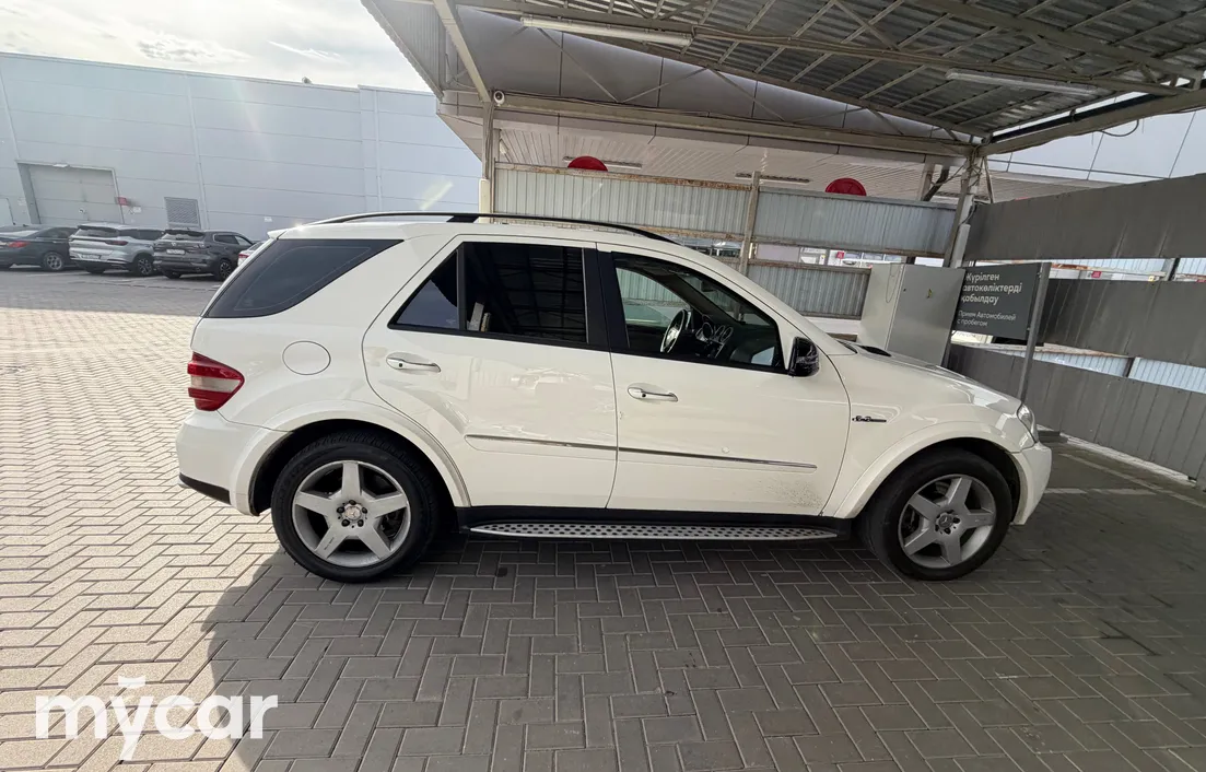 Mercedes-Benz M-Класс 2006