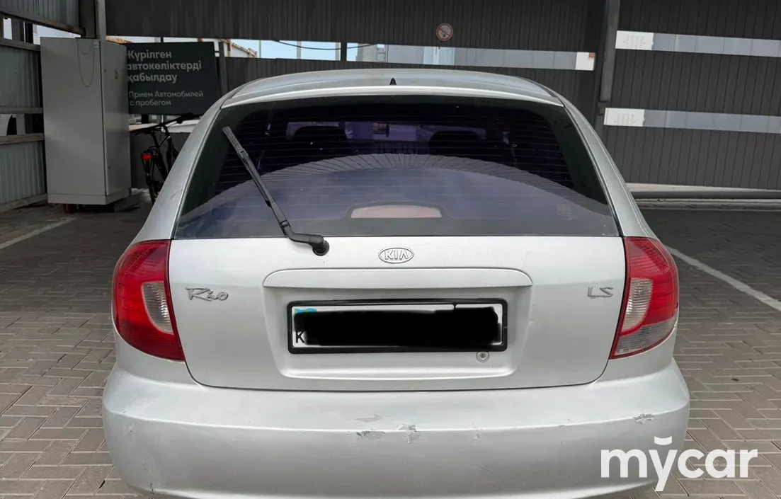 Kia Rio 2003