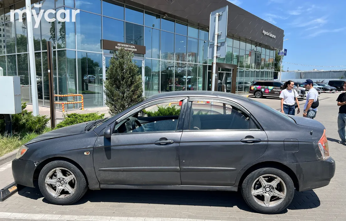 Kia Cerato 2006