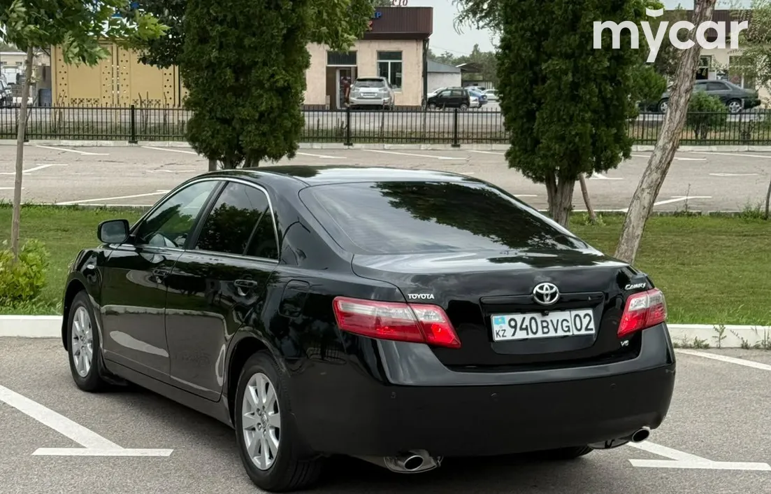 Toyota Camry 2010