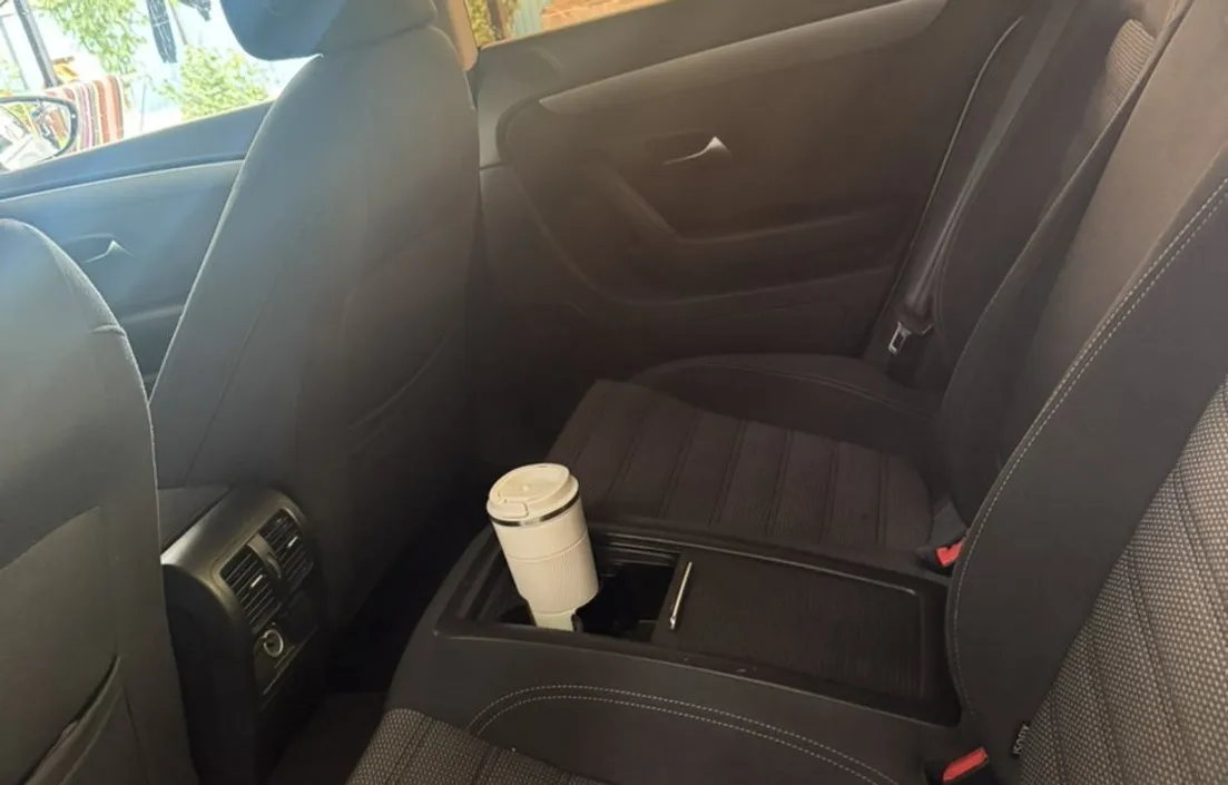 Volkswagen Passat 2011