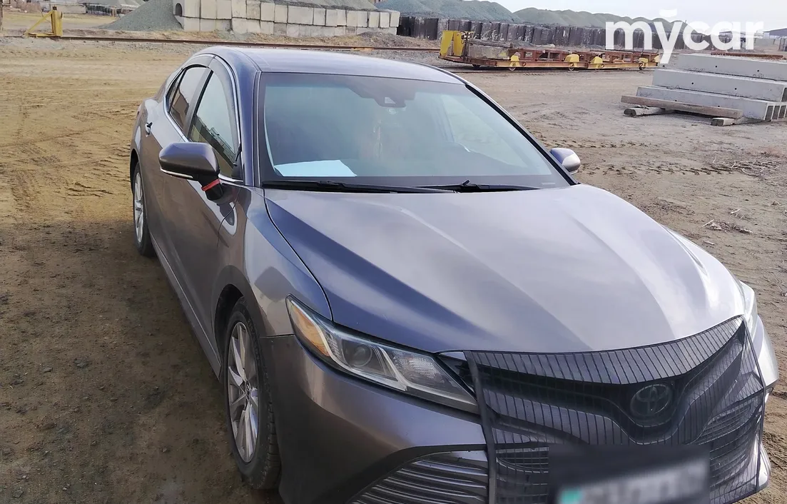 Toyota Camry 2019
