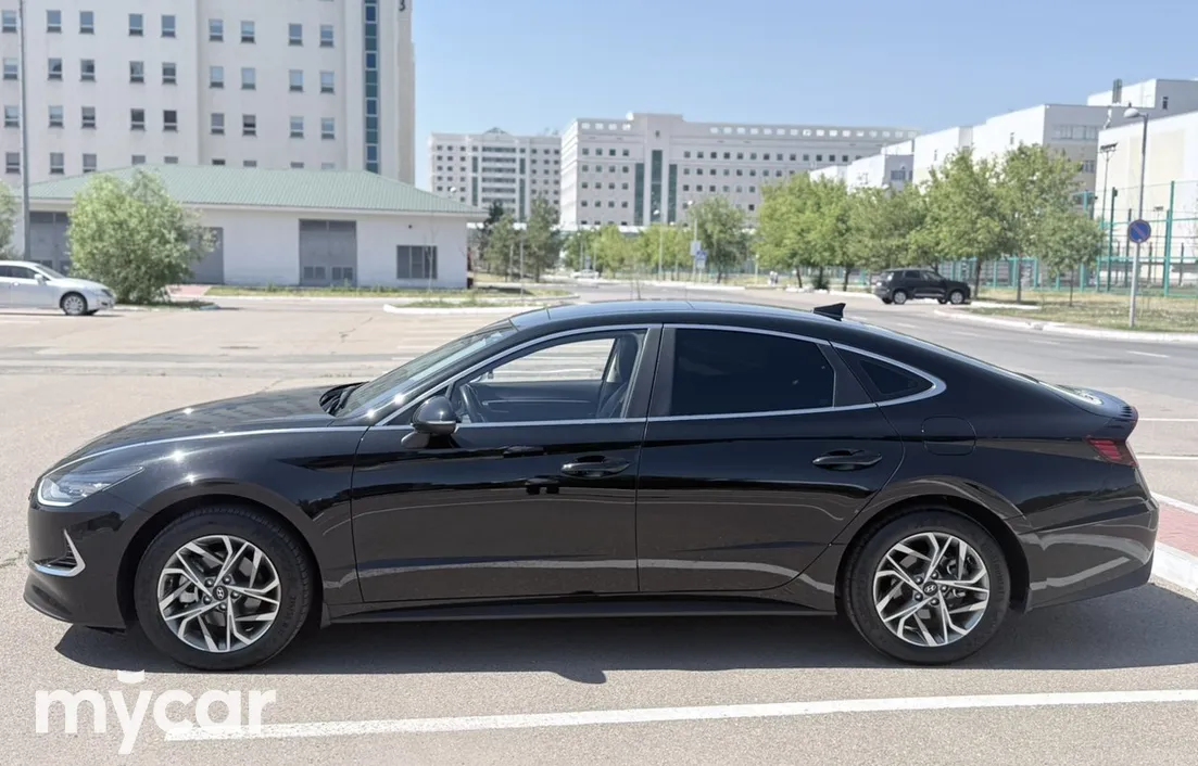 Hyundai Sonata 2022