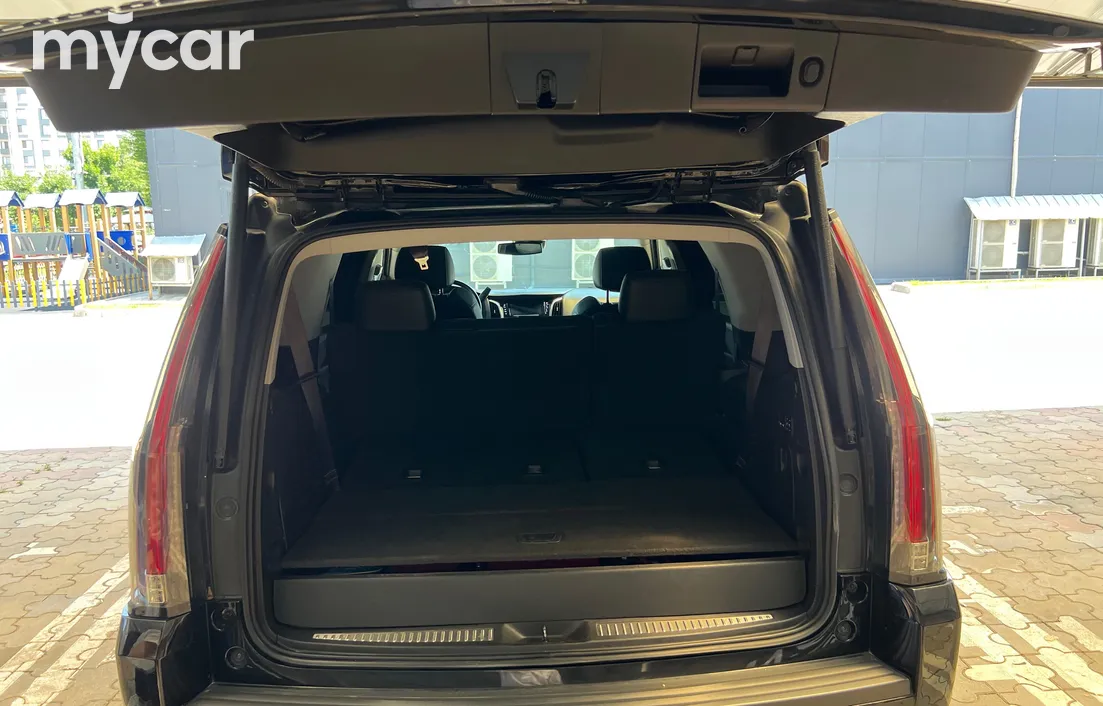 Cadillac Escalade 2016