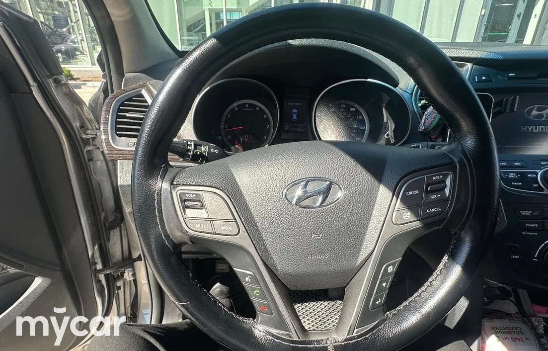 Hyundai Santa Fe 2013