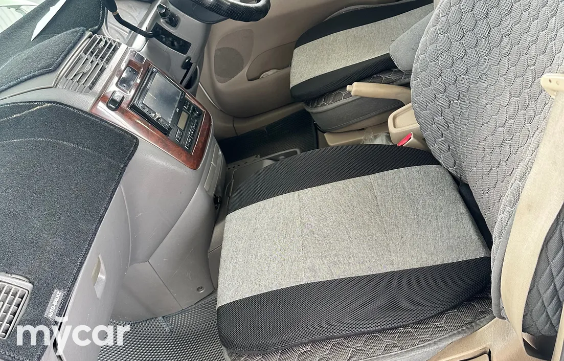 Toyota Gaia 1998