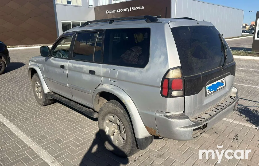Mitsubishi Montero Sport 2002