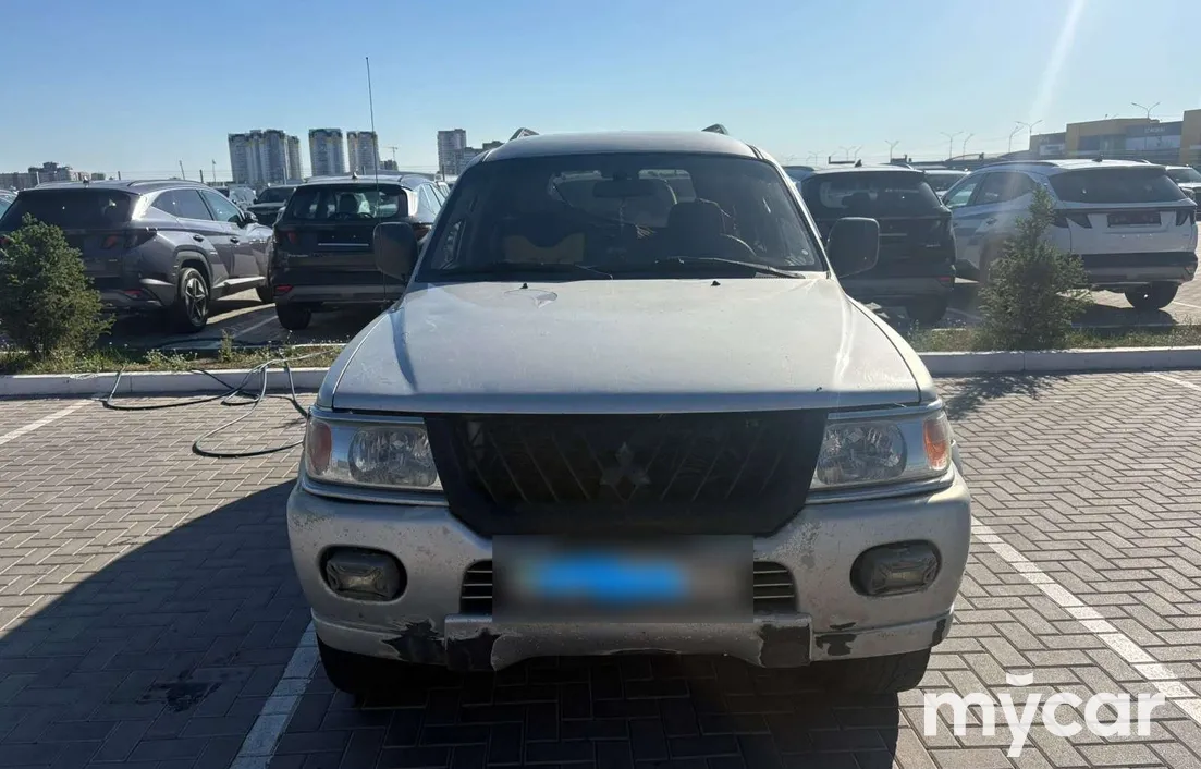 Mitsubishi Montero Sport 2002