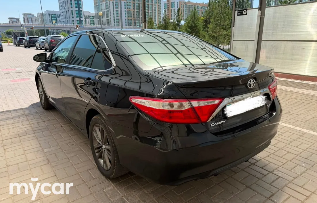 Toyota Camry 2017