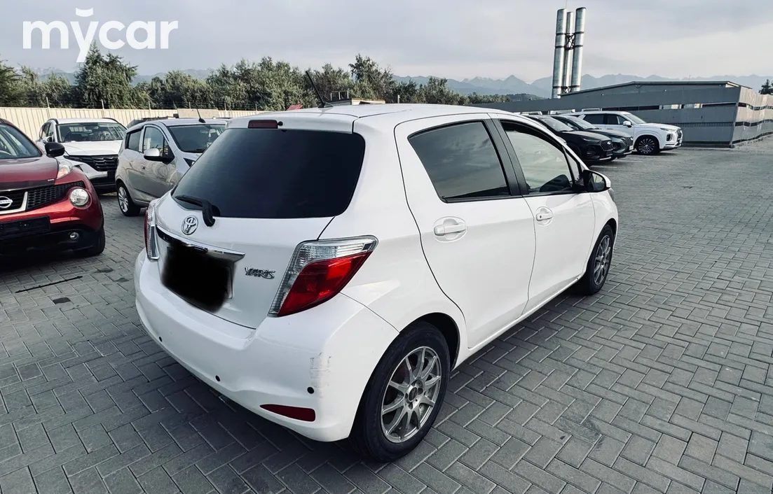 Toyota Yaris 2012