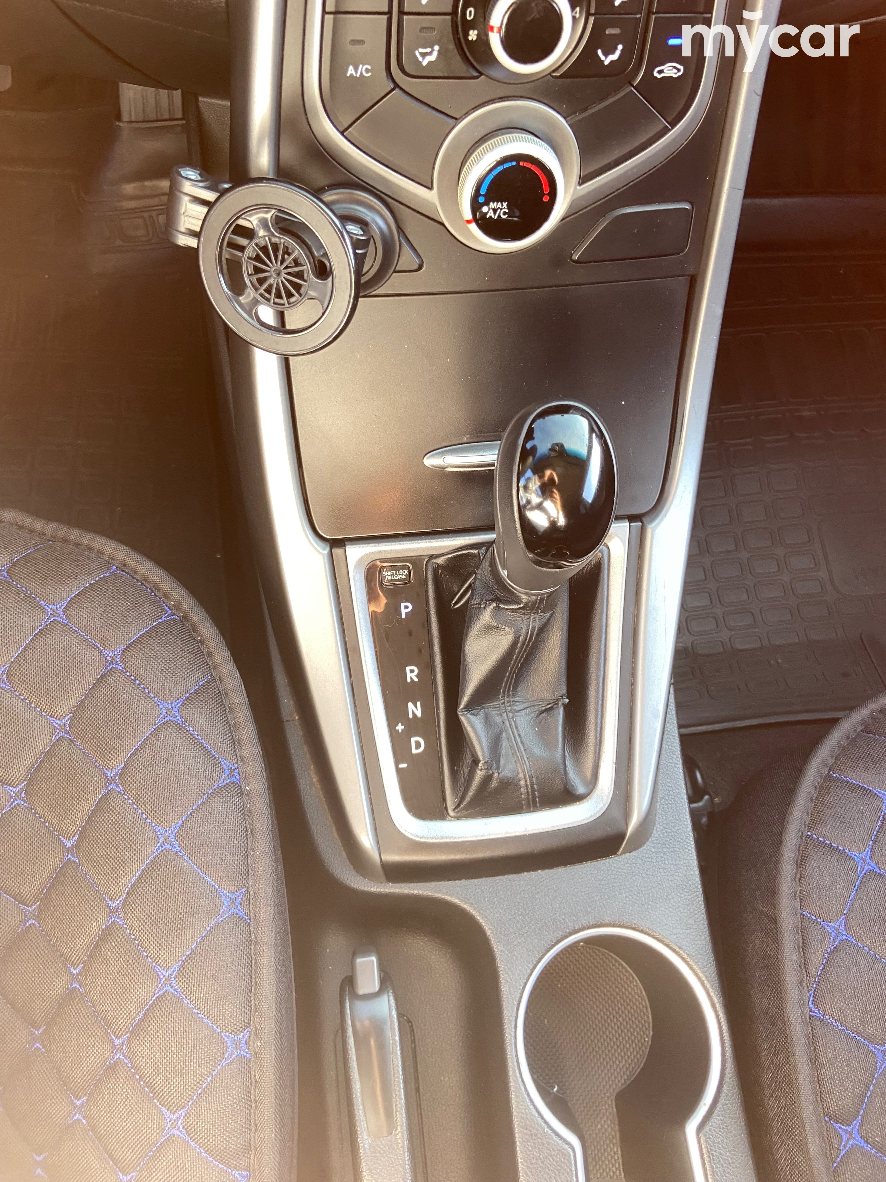 Hyundai Elantra 2014