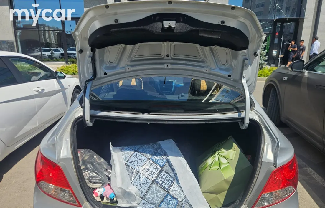 Hyundai Accent 2014