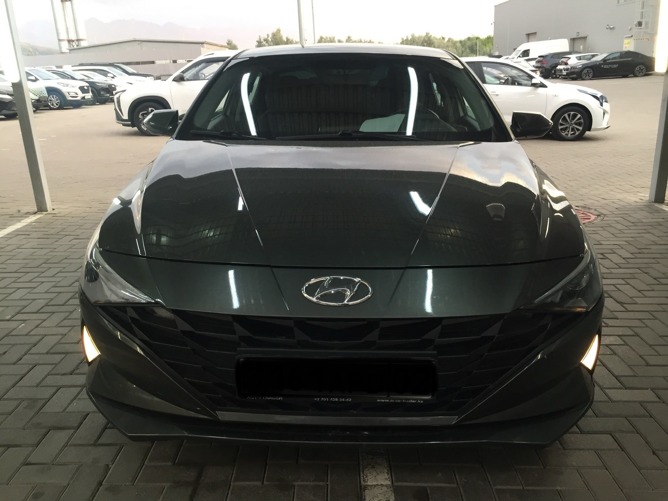 Hyundai Elantra 2022