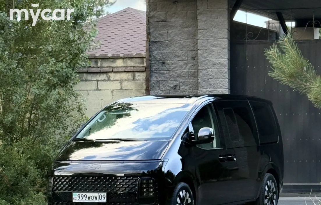 Hyundai Staria 2026