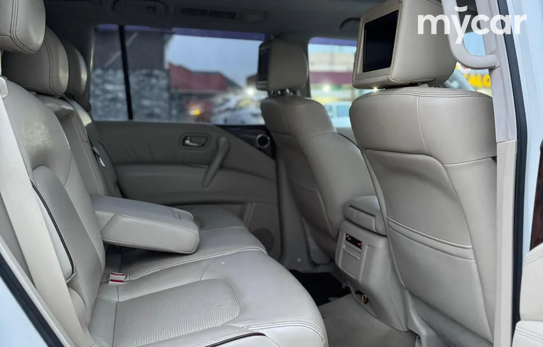 Nissan Patrol 2011