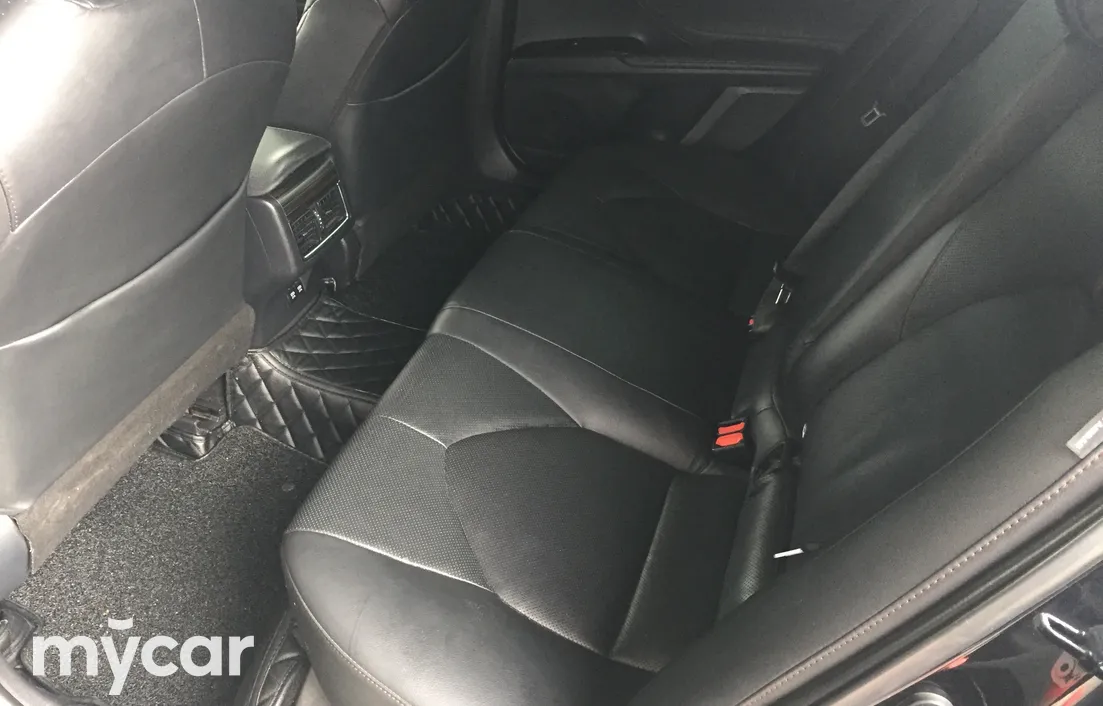 Toyota Camry 2018