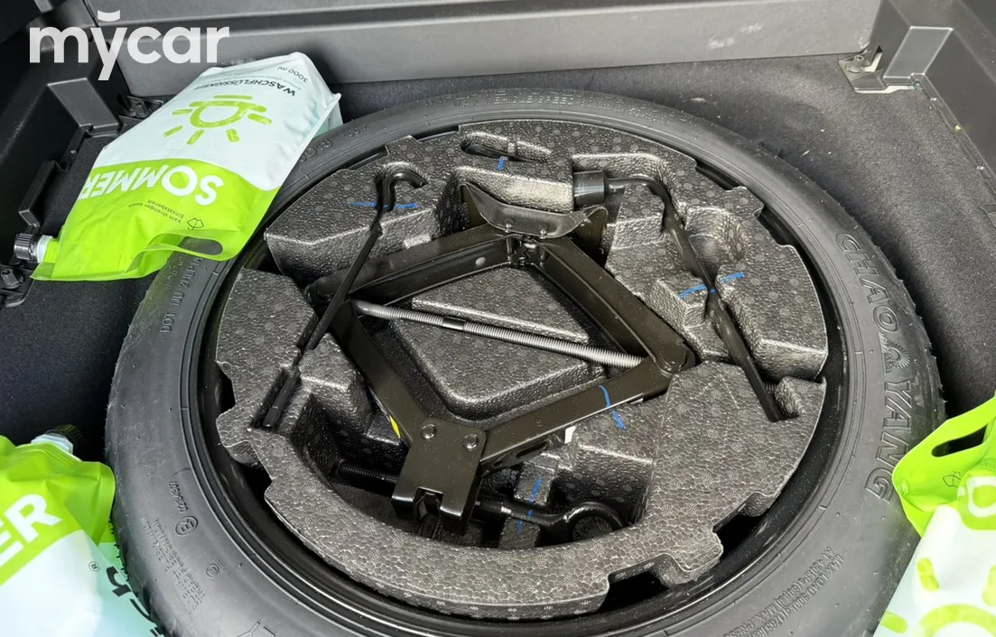 Geely Atlas 2024