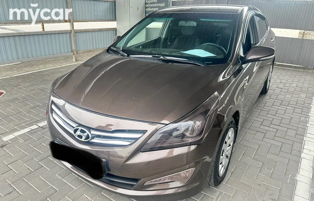 Hyundai Accent 2015