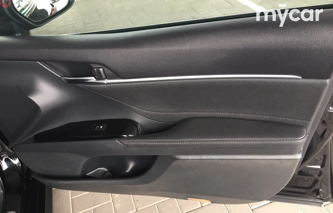 Toyota Camry 2018