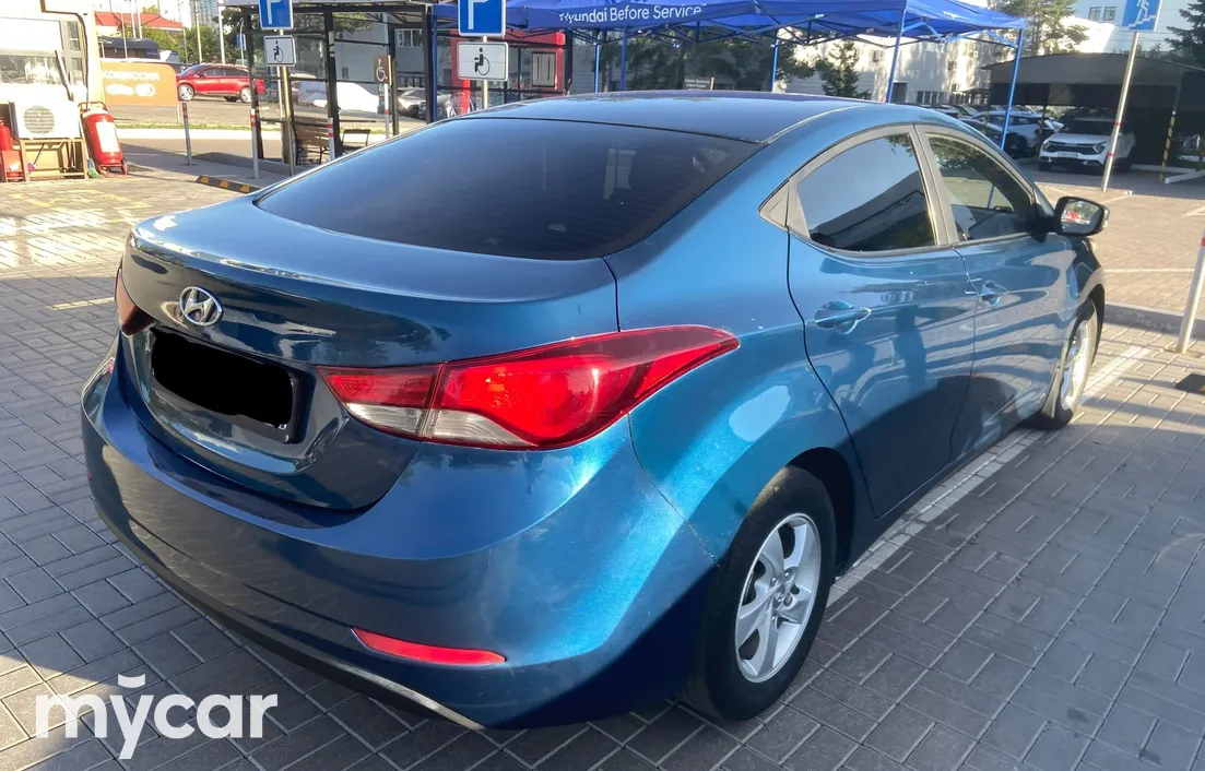 Hyundai Elantra 2014