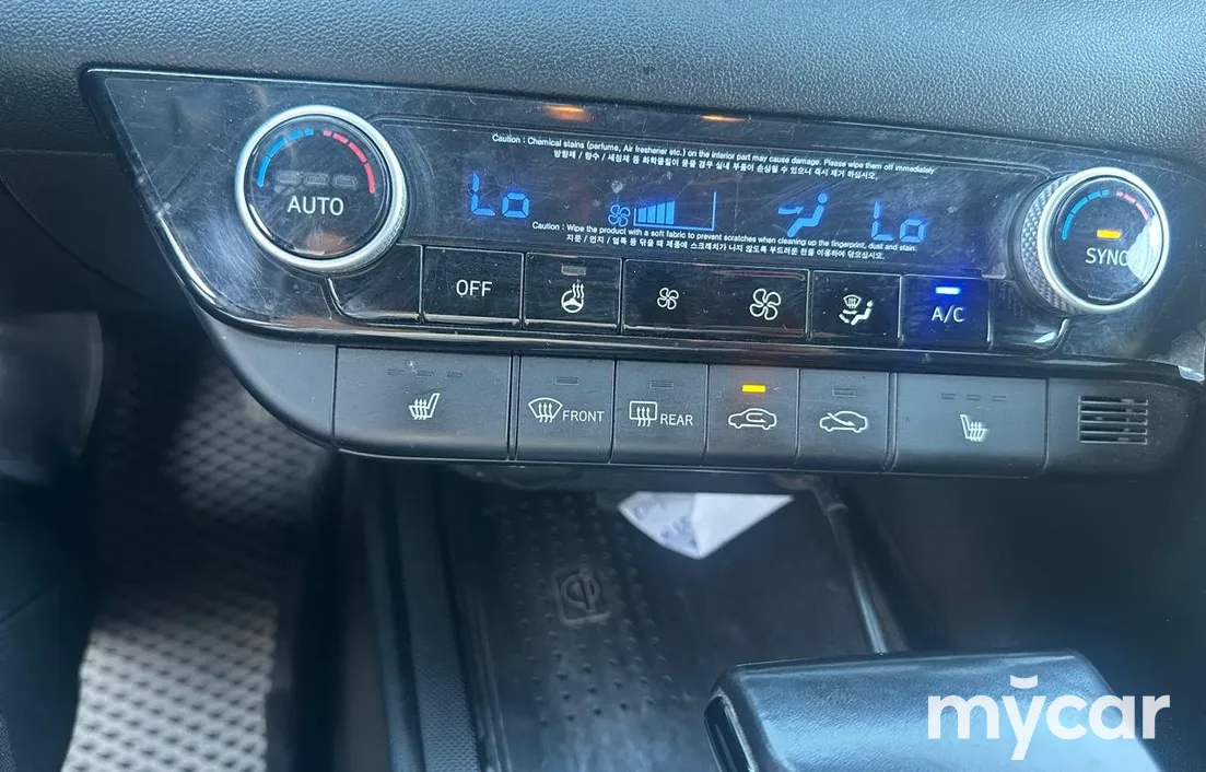 Hyundai Elantra 2021