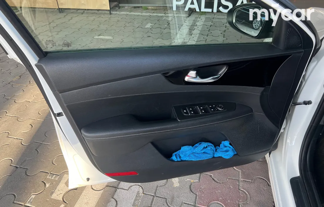 Kia Cerato 2023