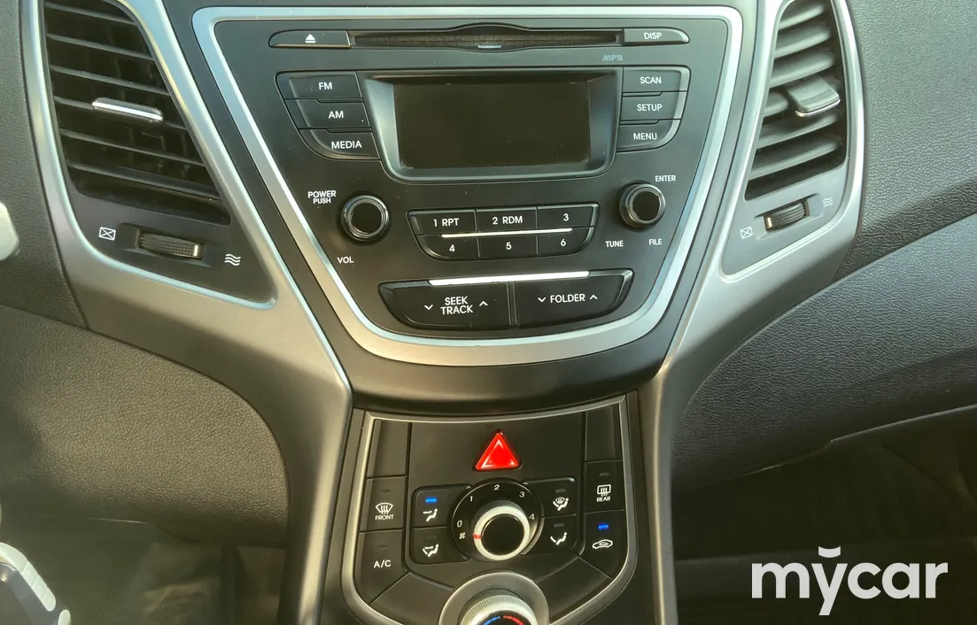 Hyundai Elantra 2014