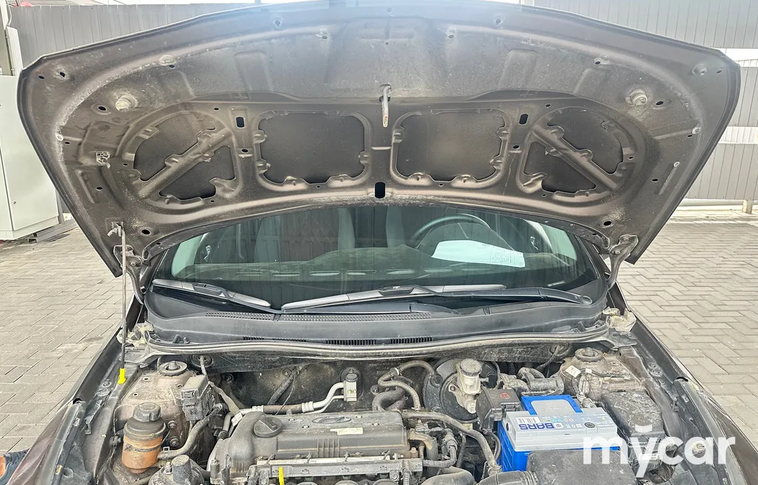 Hyundai Accent 2015